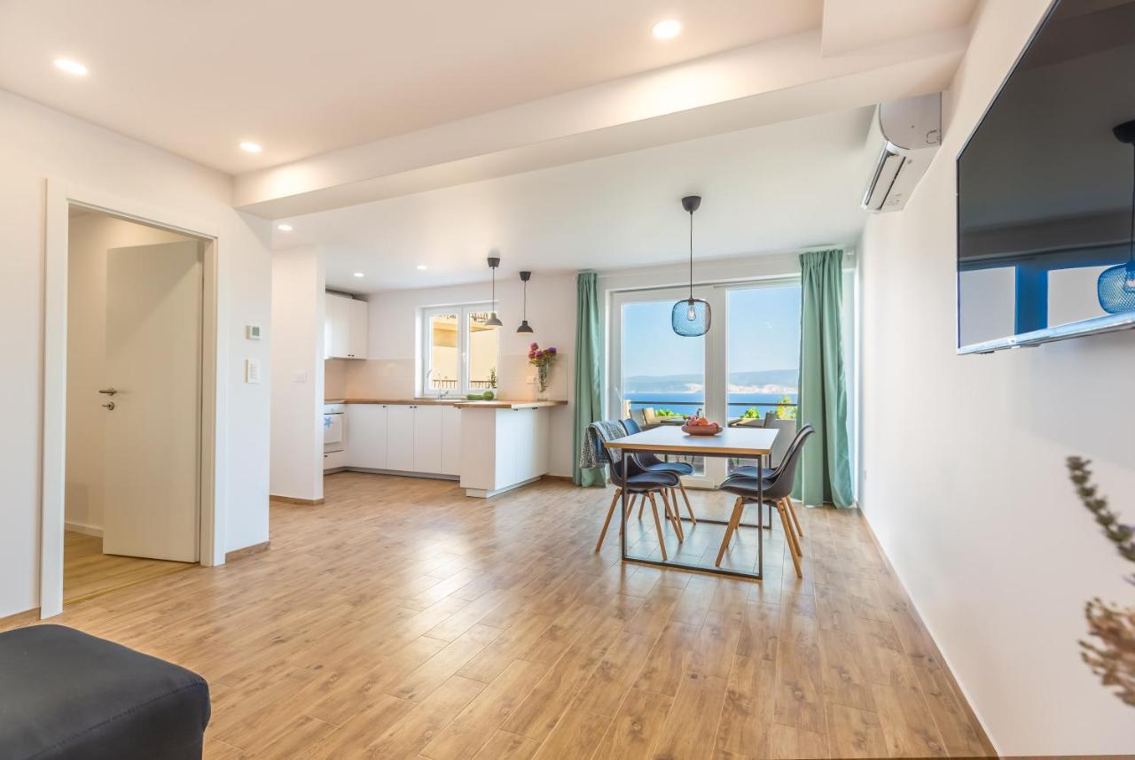 Adris Apartments โอมิช ภายนอก รูปภาพ
